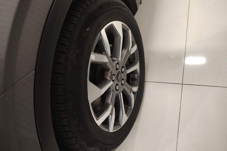 Used Ford Edge 2023 Ford Explorer L 2.0T EcoBoost Four-Wheel Drive 7-Seater Supreme Model