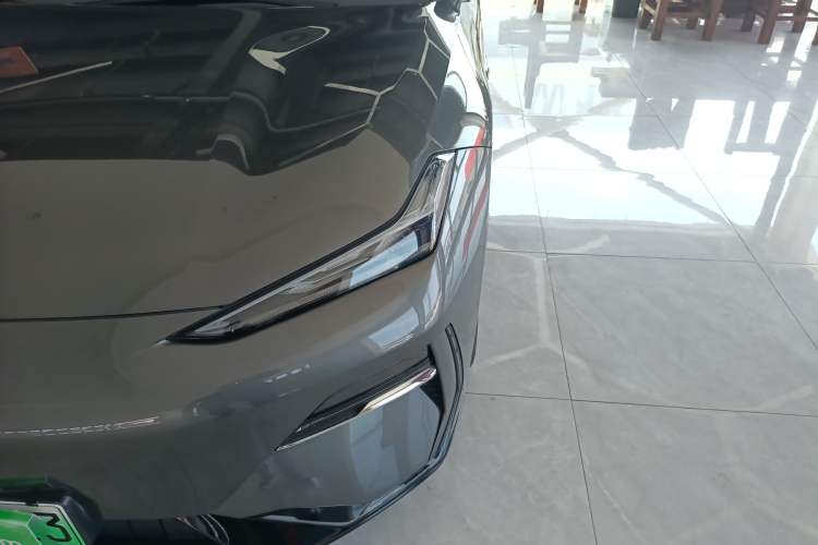 Used Geely Galaxy E8 2024 550 km Range Rear-Wheel-Drive PRO Left Front Headlight