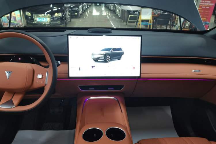 Used Deepal S07 2025 215Max Huawei Qiankun Intelligent Driving ADS SE Range-Extended Version Audio And AC Panel