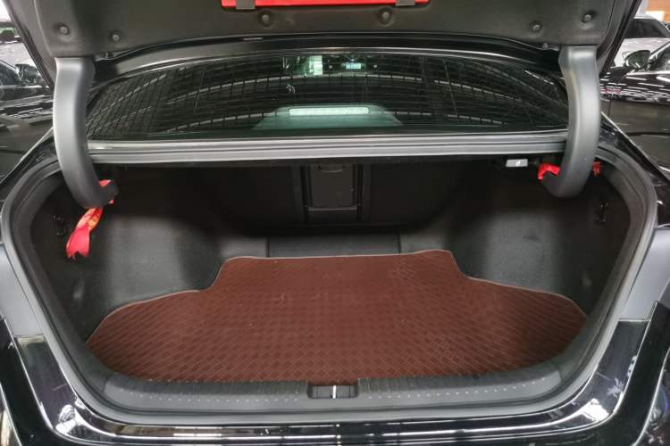 Used Honda Inspire 2025 260TURBO Elegant Edition Trunk