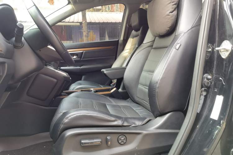 Used Honda CR-V 2019 240TURBO CVT 2WD Fashion Edition China VI Left Front Seat