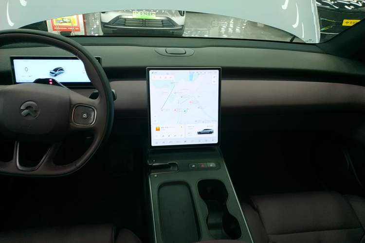 Used Nio ET5T 2024 75kWh Touring Audio And AC Panel