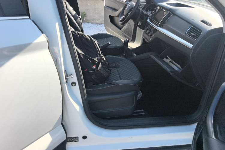 Used Skoda Kamiq 2018 1.5L Manual Comfort Edition China VI Standard
