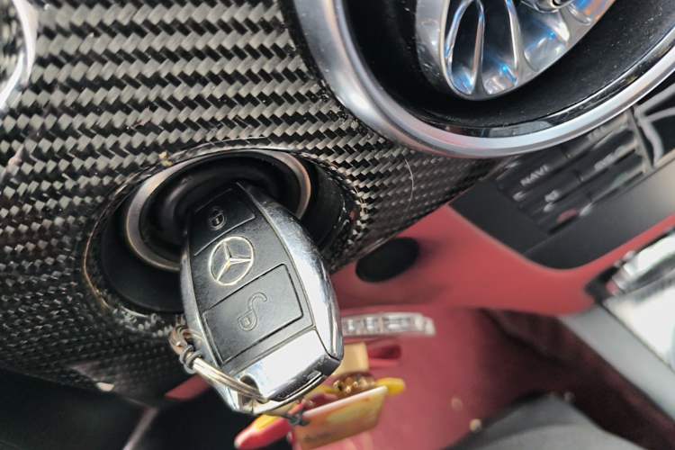 Used Mercedes-Benz GLK-Class 2015 GLK 260 4MATIC Dynamic Edition Ultimate Version Vehicle Key