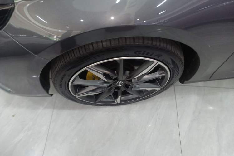 Used GAC Trumpchi EMPOW 2023 270T DCT J16 Version Left Front Wheel Hub