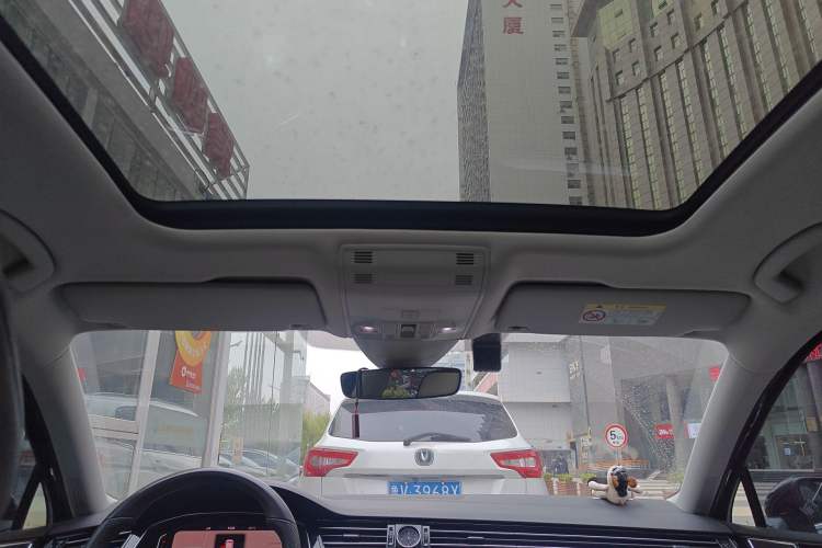 Used Volkswagen Magotan 2023 2 Million Units Commemorative Edition 330TSI DSG Luxury Version
