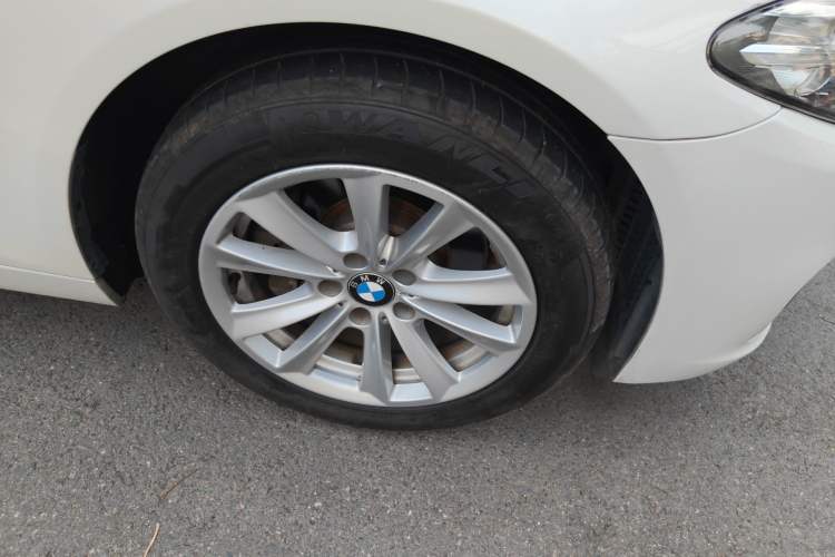 Used BMW 5 Series 2017 520Li Elegant Edition
