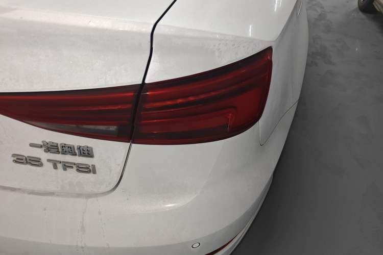 Used Audi A3 2020 Limousine 35 TFSI Fashion Edition China VI Emission Standard Right Rear Taillight