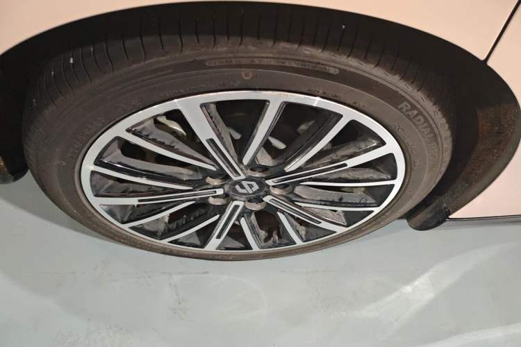 Used Leapmotor B01 2025 550 Enjoyment Edition Right Rear Wheel Hub