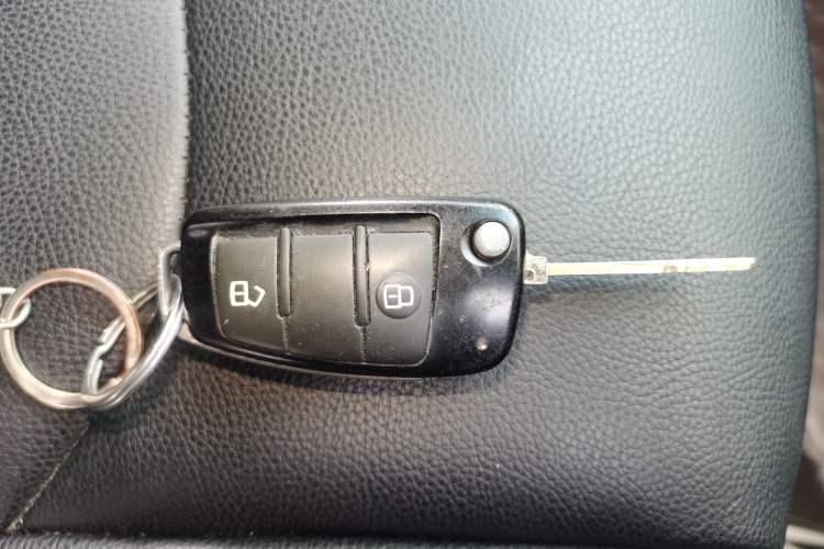 Used JAC Refine M3 2015 Maker Edition 1.6L Luxury Version