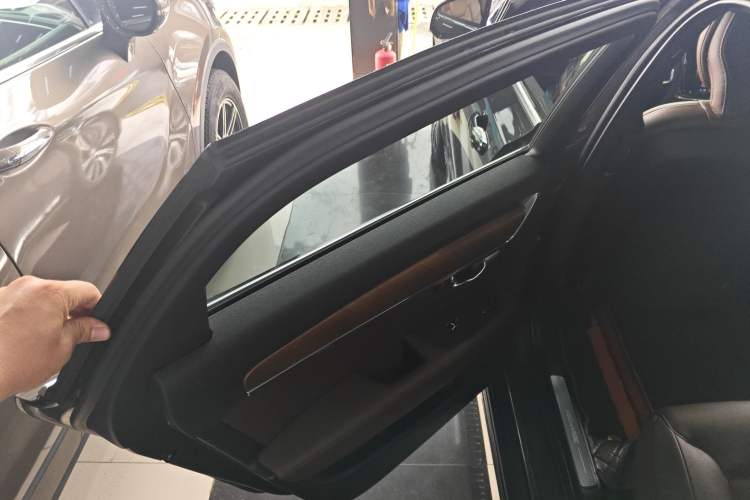 Used Volvo S90 New Energy 2022 Restyled T8 E-Drive Hybrid Zhiyi Luxury Edition