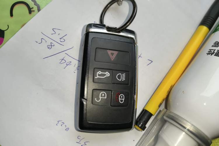 Used Land Rover Range Sport 2020 3.0 L6 HSE DYNAMIC Vehicle Key