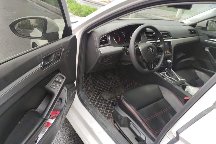 Used Volkswagen Lamando 2018 230TSI DSG Fashion Edition