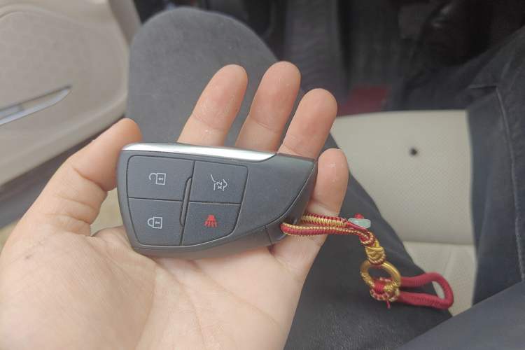 Used Buick Envision 2022 Encore Plus Avenir Aivia 7-Seater Edition
