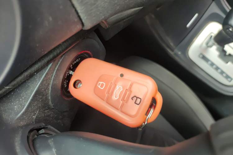 Used MG 5 2012 1.5L Automatic Luxury Edition Vehicle Key