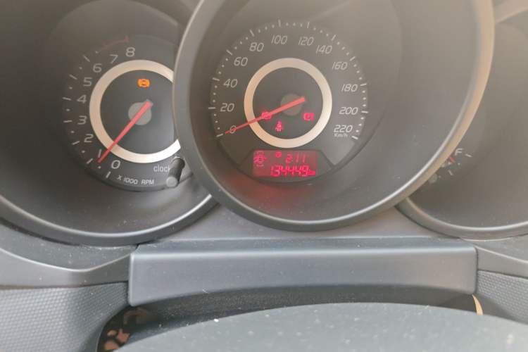 Used Chery A3 2010 Restyled Sedan 1.6L Manual – Entry-Level Trim Odometer Close Up