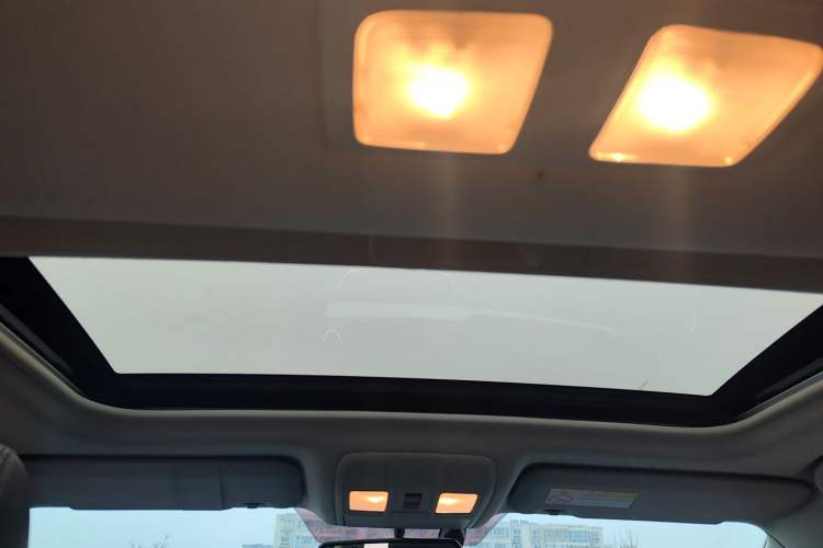 Used Mazda Atenza 2017 2.0L Blue Sky Luxury Edition Headliner