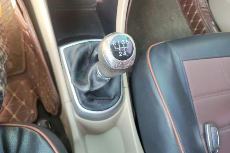 Used Hyundai Verna (older generation) 2014 1.4L Manual Top-Tier Model TOP
