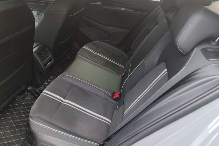 Used Volkswagen Golf 2021 280TSI DSG R-Line