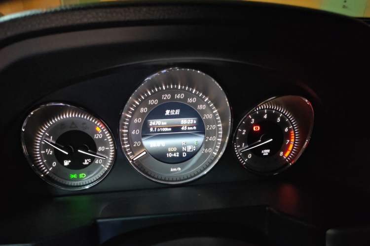 Used Mercedes-Benz GLK-Class 2015 GLK 260 4MATIC Dynamic Edition Ultimate Version Instrument Cluster