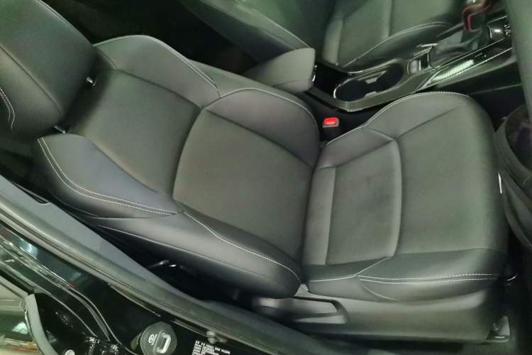 Used Toyota FRONTLANDER 2023 2.0L Smart Electric Hybrid Dual-Engine Luxury Edition