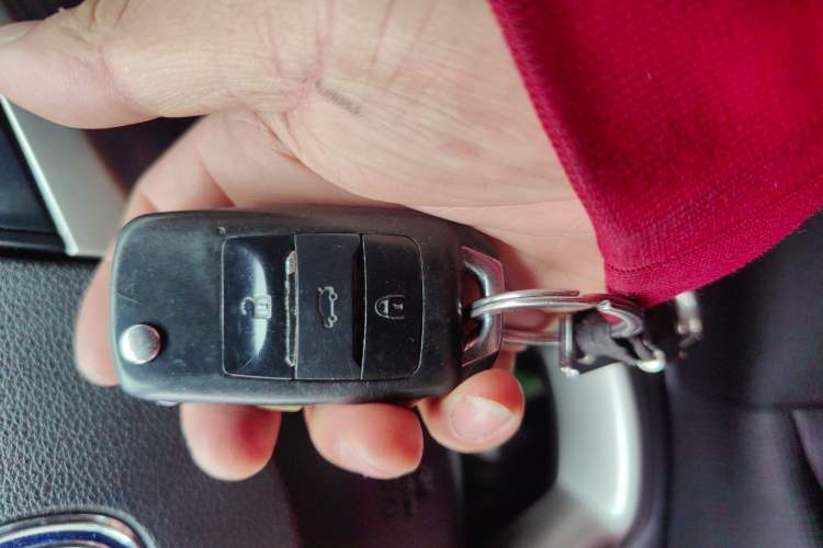 Used CHANGAN CS35 2012 1.6L Manual Luxury Model China IV Standard Vehicle Key