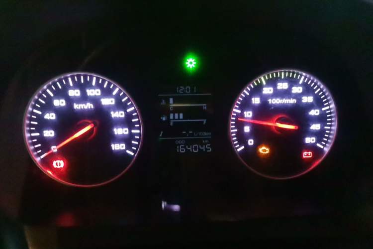 Used Iveco Power Daily 2017 2.5T Classic A37 High-Roof 7-Seater Passenger Van 47Z5
