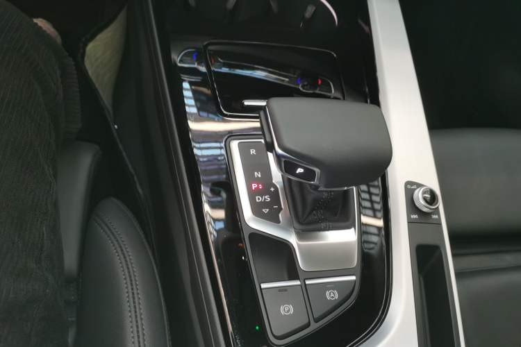 Used Audi A5 2024 Sportback 40 TFSI quattro Luxury Dynamic Model