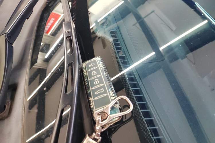 Used Wey VV7 2017 2.0T Flagship Model
