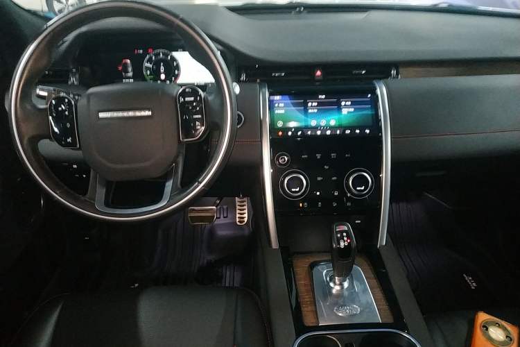 Used Land Rover Discovery Sport New Energy 2021 P300e Performance Tech Edition
