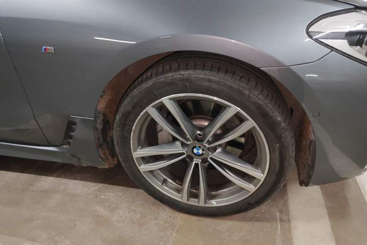 Used BMW 6 Series GT 2018 630i M Sport Package Right Front Wheel Hub