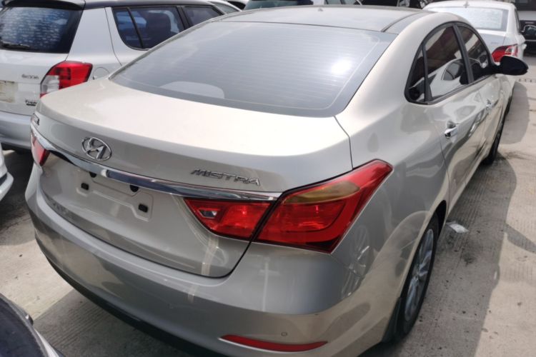 Used Hyundai Mistra 2014 1.8L Automatic Smart GLS Rear Right 45 Deg