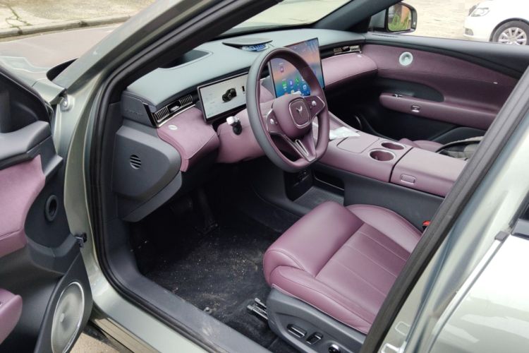 Used VOYAH FREE 2025 Model FREE+ Four-Wheel-Drive Qiankun Edition Driver Seat