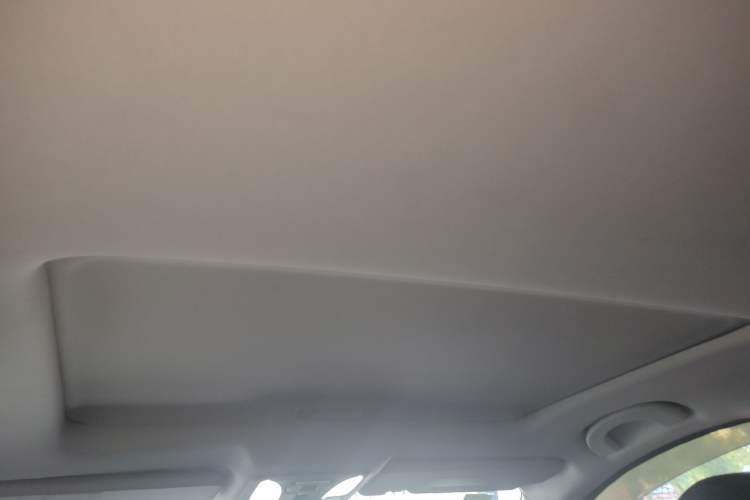 Used Dongfeng Aeolus AX7 2017 2.0L Automatic Zhiyu Trim Headliner