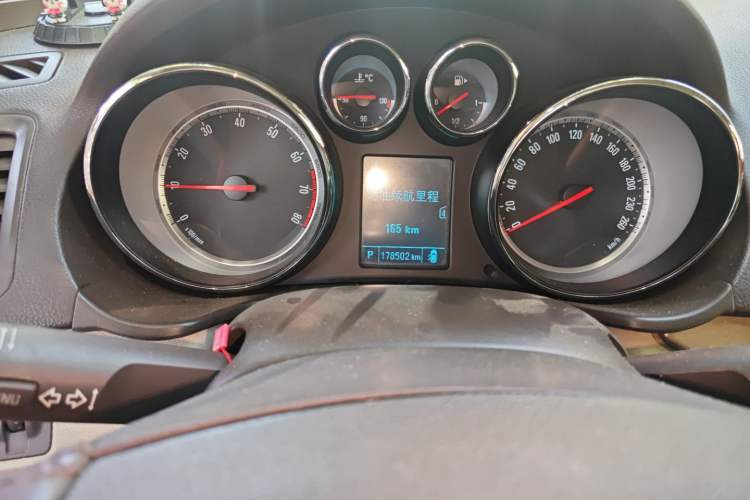 Used Buick Regal 2012 2.0L Luxury Edition
