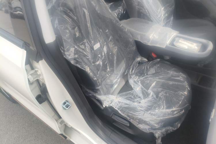 Used Dongfeng NAMMI 01 2026 Model Originality Edition 330Air
