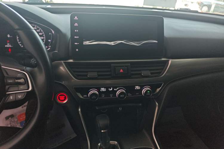 Used Honda Accord 2022 260TURBO Luxury Edition Audio And AC Panel
