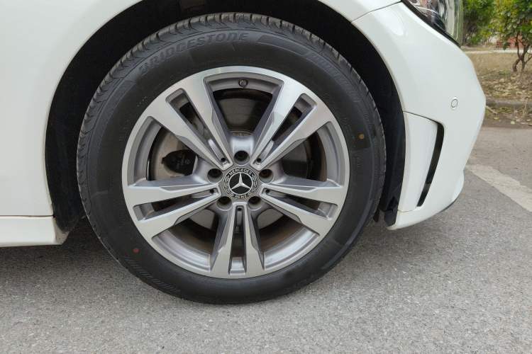 Used Mercedes-Benz C-Class 2020 Updated C 200 L Fashion Edition