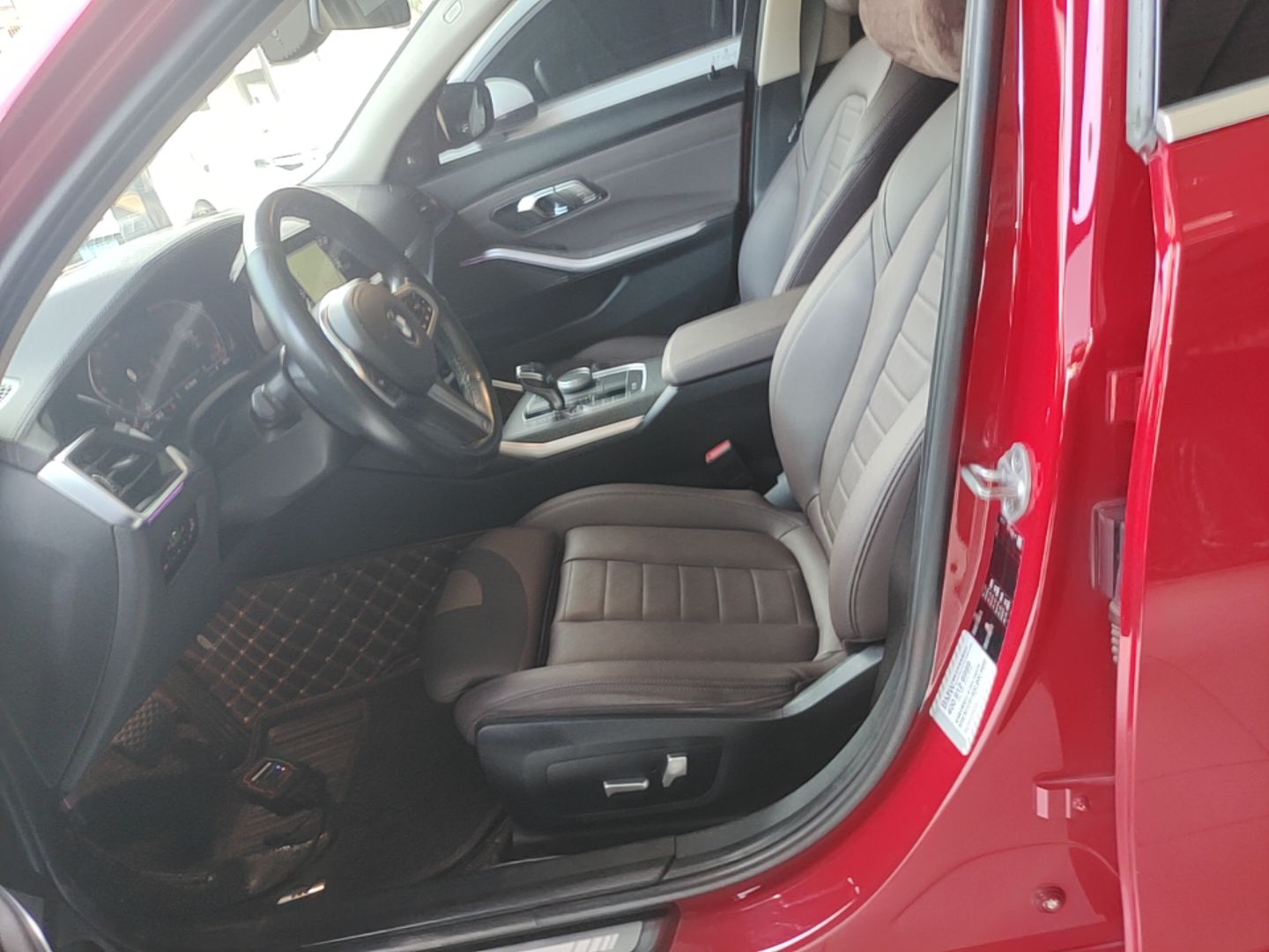 Avant de la voiture