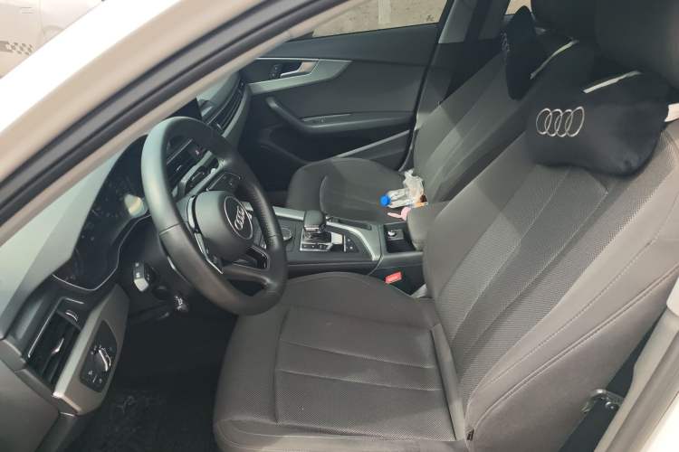 Used Audi A4L 2018 30th Anniversary Edition 40 TFSI Trendy Model