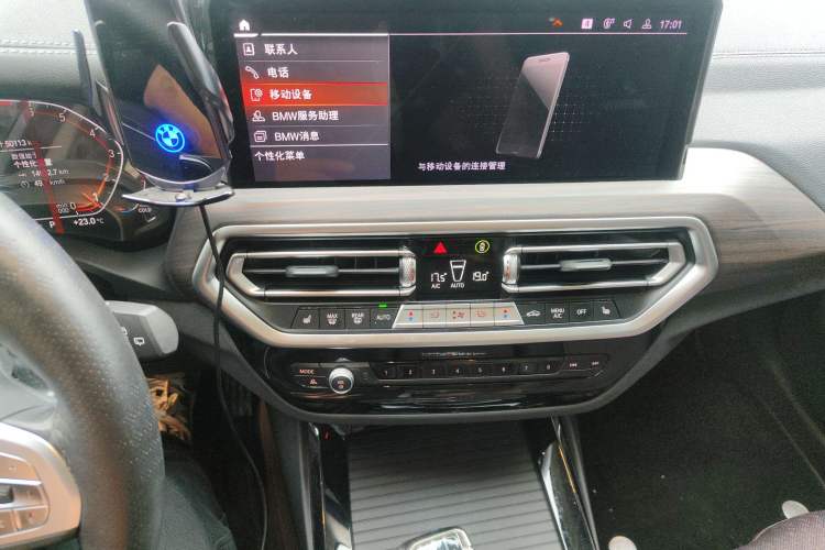 Used BMW X3 2022 Second Facelift xDrive30i Leading Edition M Night Sky Package Audio And AC Panel