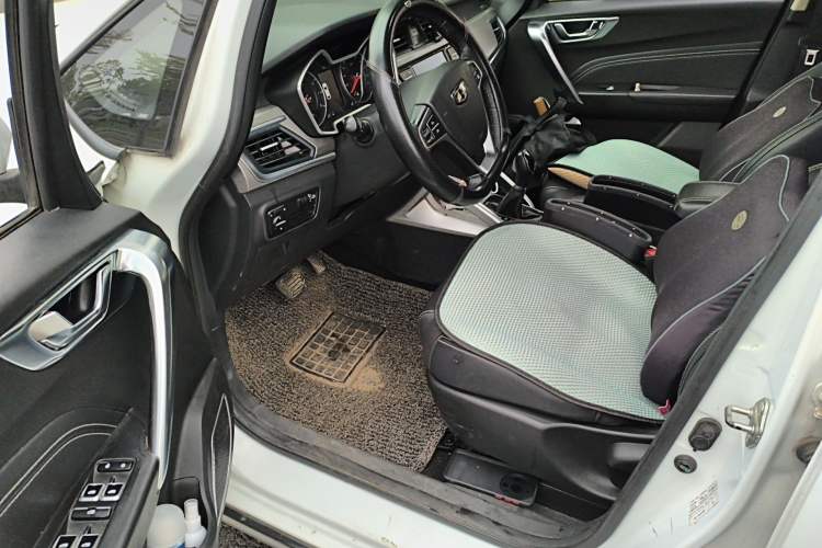 Used Geely Auto Vision X3 2017 1.5L Automatic Elite Model Driver Seat