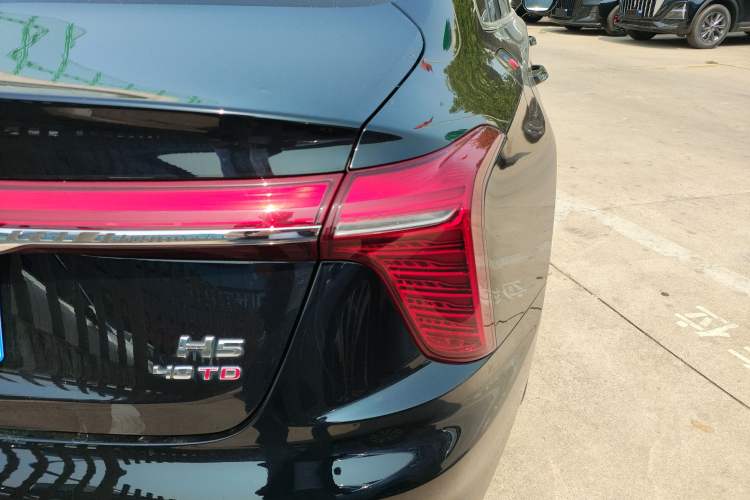 Used Hongqi H5 2024 2.0T Automatic Smart Connect Flagship Edition