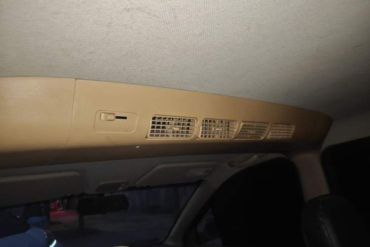 Used Wuling Hongguang 2014 1.2L Standard Model China IV