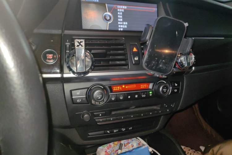 Used BMW X6 2011 xDrive50i Audio And AC Panel