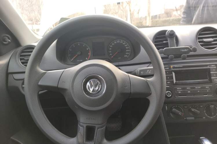 Used Volkswagen Jetta 2013 1.6L Automatic Fashion Model