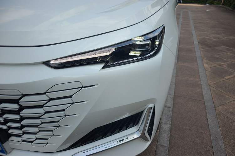 Used CHANGAN UNI-K 2021 2.0T Excellence Edition Left Front Headlight