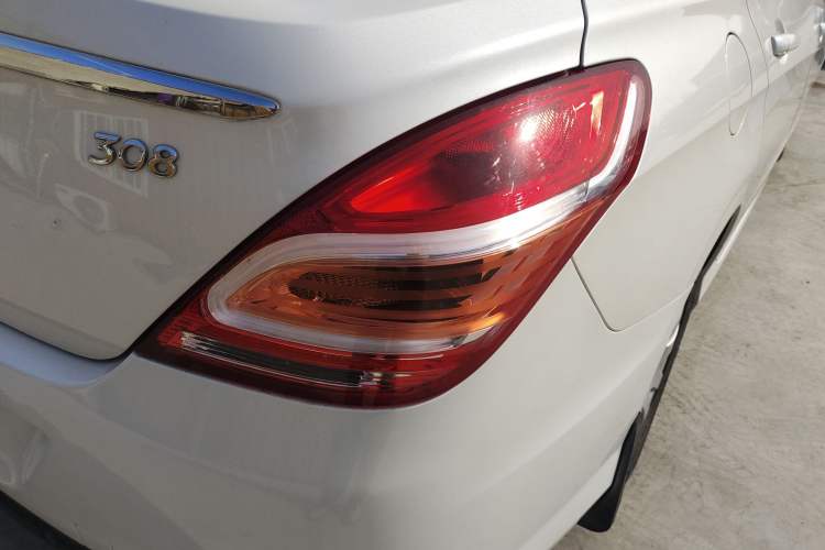 Used Peugeot 308 2014 Enjoy Edition Classic 1.6L Automatic Premium Model