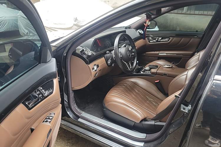 Used Mercedes-Benz S-Class 2011 S 350 L CGI Driver Seat