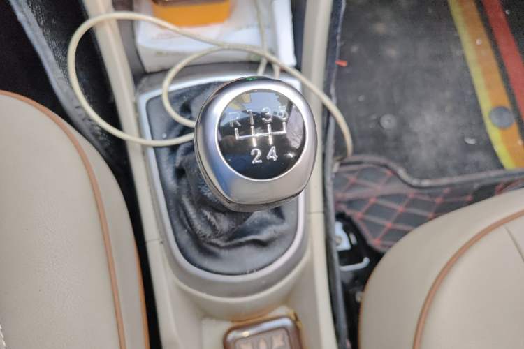 Used Hyundai Verna (older generation) 2014 1.4L Manual Smart GLS Trim